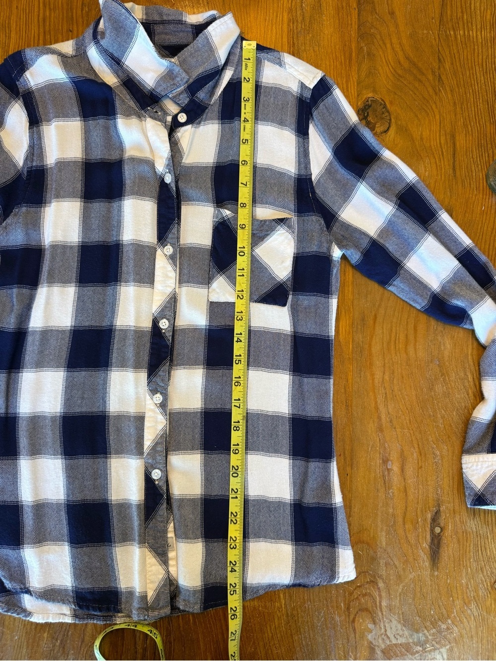 Rails Navy and White Large Checked Button-Up Long Sleeve Shirt Ultra Soft, Small - Picture 8 of 9